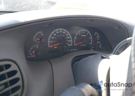 2002 Ford F-150 Lariat/Xlt from USA, damaged, VIN 1FTRW07692KA53786